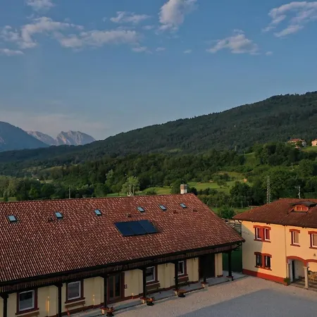 Modolo Dolomiti ファームステイ